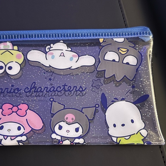 Sanrio Characters Glitter Zippered Pouch Hello Kitty My Melody Kuromi + Friends - Picture 5 of 7